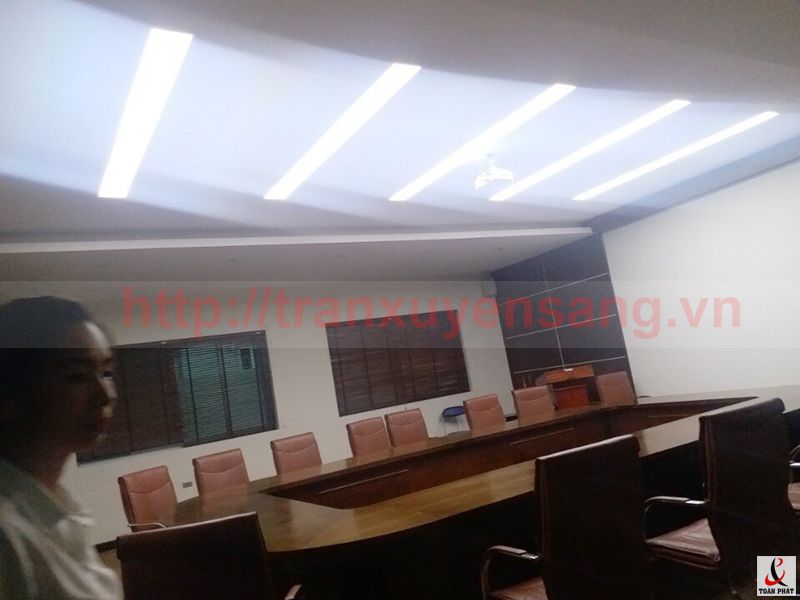 Thi công trần line sáng tại Trường Đại học Bách Khoa Hà Nội