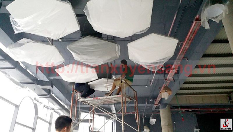 Thi công trần tiêu âm Viettel - tầng 2 tòa nhà The Light