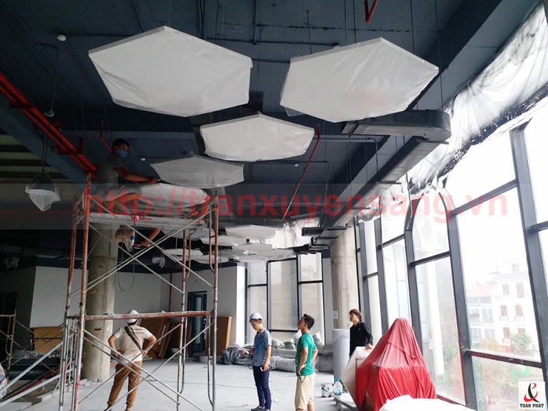 Thi công trần tiêu âm Viettel - tầng 2 tòa nhà The Light