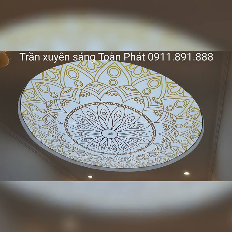 Thi công trần xuyên sáng tại biệt thự The Manor