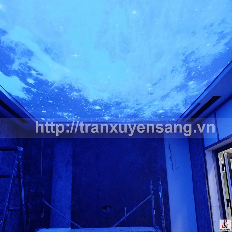 Thi công trần xuyên sáng tại nhà chị Phương - Vinhome Long Biên