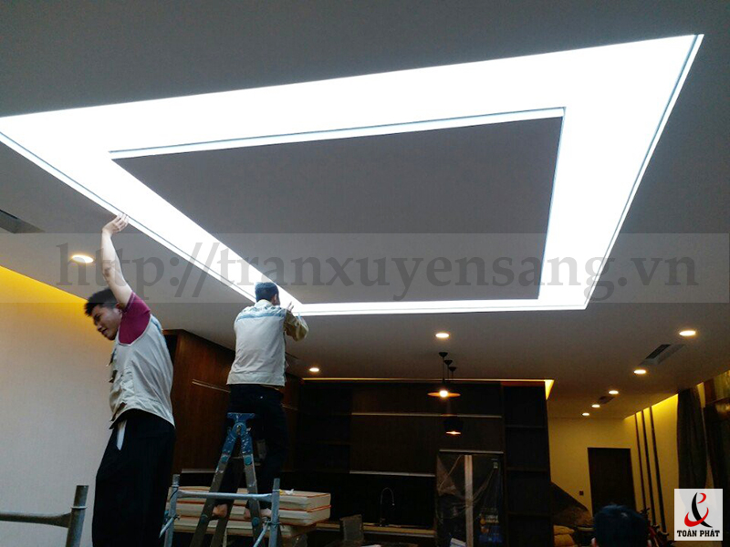 Hoàn thiện trần xuyên sáng tại Flamingo Đại Lải
