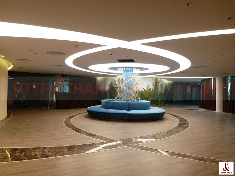 Thi công trần xuyên sáng tại tầng hầm Spa Flamingo Đại Lải